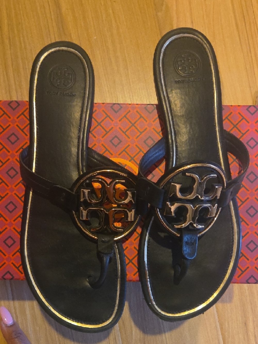 Tory Burch  Thong Sandals - Black - Picture 7 of 7